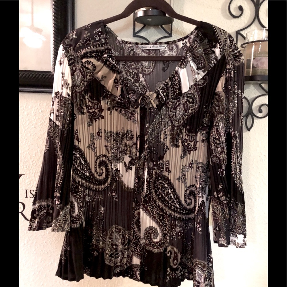 EUC Signature by Larry Levine Blouse - Picture 1 of 6